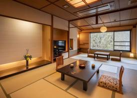 Hakone Kamon 3