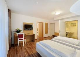 Bellevue Hotel 5