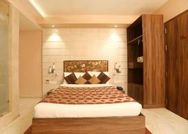 Mumbai Metro - The Executive Hotel 4