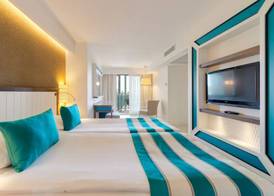 ROBINSON PAMFILYA - All Inclusive 5