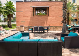 The Point, Lux Apartment 4 min from Universal 2