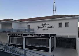Deluxe Hostels & Suites Merida 5