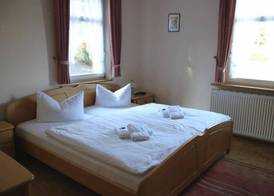 Ferienanlage Zum Silberstollen 2 Häuser am Berg Polderhof und Weißeritzhütte 4