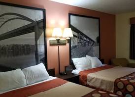 Super 8 by Wyndham Ottumwa 5