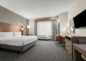 Holiday Inn GONZALES by IHG 5
