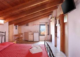 Monemvasia Green Apartments 3