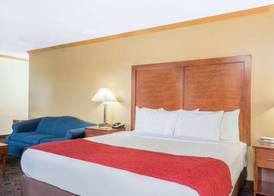 Baymont by Wyndham Kasson Rochester Area 5
