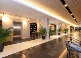 Leenova Hotel 4