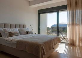 Blue View Luxury Apt in Soho City 3