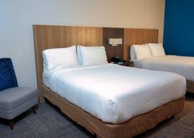Holiday Inn Express & Suites TAMPA NORTHWEST-OLDSMAR by IHG 5