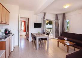 Romanos Beach Villas 3
