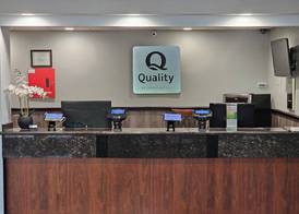Quality Inn & Suites Vancouver North 5