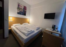OverNight Hotel Hamburg 5