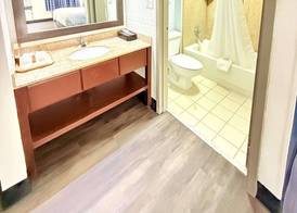 Baymont by Wyndham Tallahassee 5