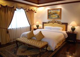 Fort Ilocandia Resort Hotel 4