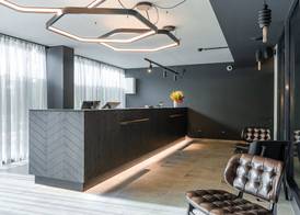 FreshSuites & Bar 3