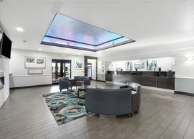 Red Lion Inn & Suites HOU Airport Road 2