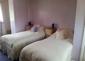 Stone House Bed and Breakfast 4