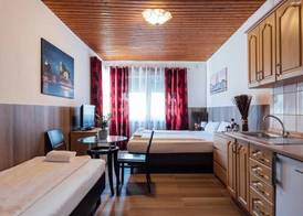 Hotel Hanseat Hamburg - Free Parking 4