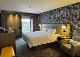 Pittsburgh Airport Inn and Suites 3