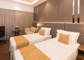 Goldfinch Hotel Mumbai 3