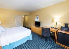 Fairfield Inn & Suites Marianna 5