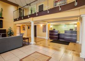 Quality Inn & Suites St Charles -West Chicago 5