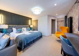 Waterhead Bath Suites 5