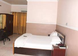 NEW POINT HOTEL AND SUITES 5