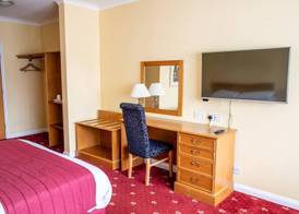 Tiverton Hotel Lounge & Venue 4