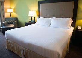 Holiday Inn Express & Suites NORTHWOOD by IHG 5