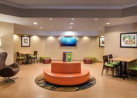 Fairfield by Marriott Anaheim Resort 3