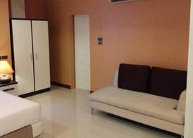 B.S. Court Hotel Sathorn 4