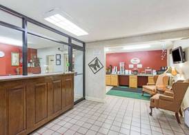 Super 8 by Wyndham Tifton 2
