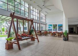 Hulhule Island Hotel- Private Beach Access & Airport Pick-up and Drop 4