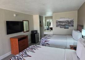 Red Roof Inn Shamrock 3