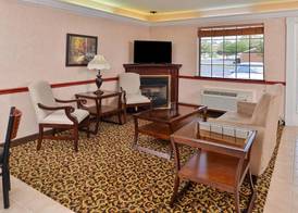 Country Hearth Inn-Toccoa 2