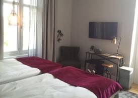 Livin Station Hotel 3