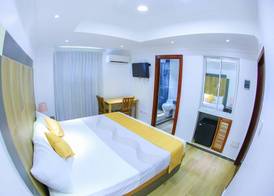 Hotel Vicentina 5
