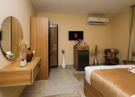 Pyramids Palace INN With Rooftop Access 5