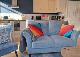 Apartment - Sleeps 3 - Westport , Free Parking 4