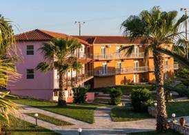 BESSIE'S VILLAGE 4