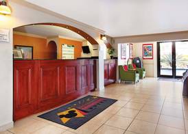 La Quinta Inn by Wyndham Orlando International Drive North 3