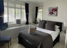 Grosvenor Lodge Guest House 4