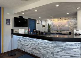 American Inn Cedar Rapids South 2