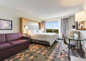 Holiday Inn CHICAGO NW CRYSTAL LK CONV CTR by IHG 2