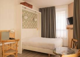 CALM Appart' & Hostel 5