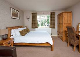 Broom Hall Inn 4
