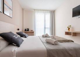 Limehome Barcelona Carrer de Besalú 82 3