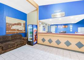 Travelodge by Wyndham Ruidoso 2